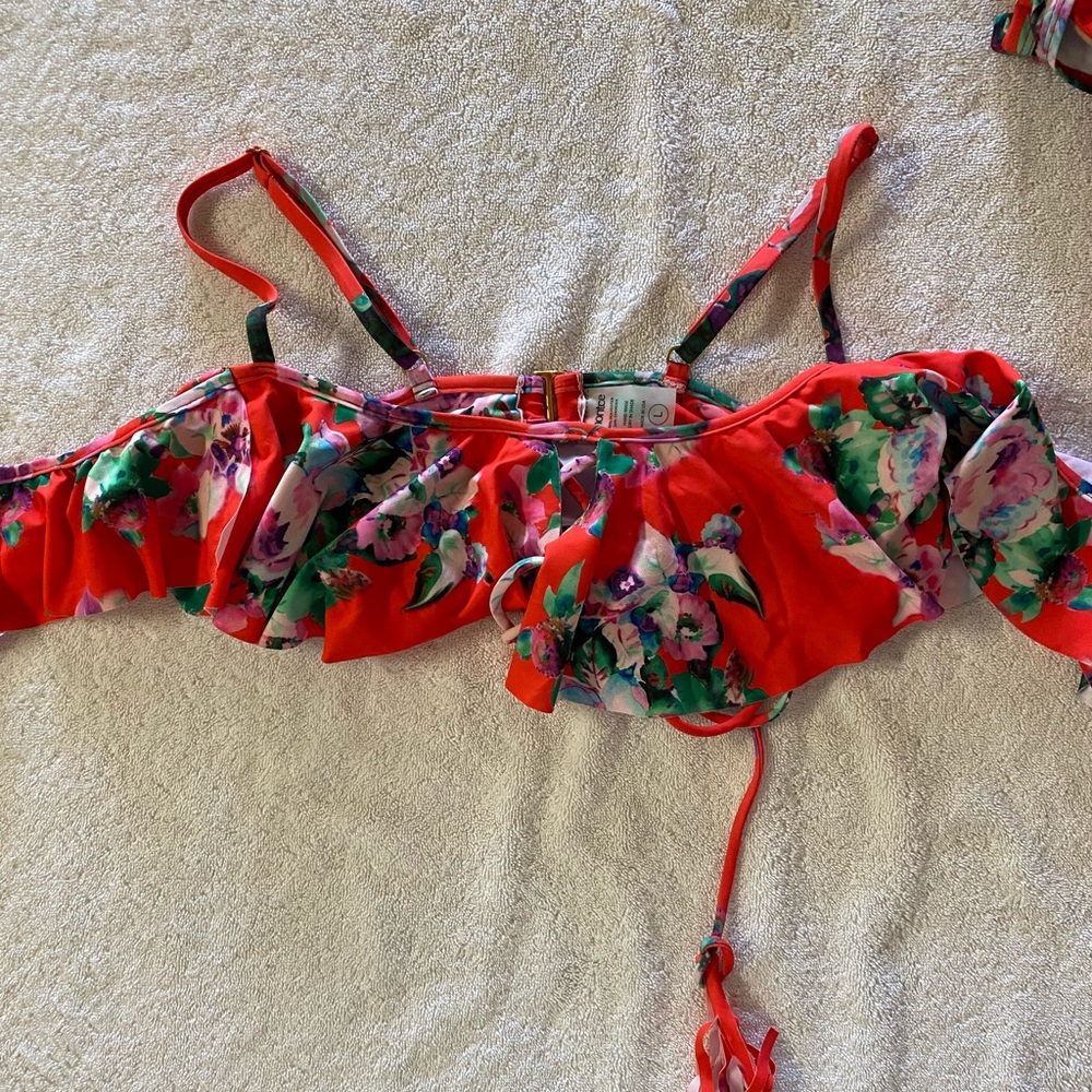 Montce Red Floral off the shoulders bikini top